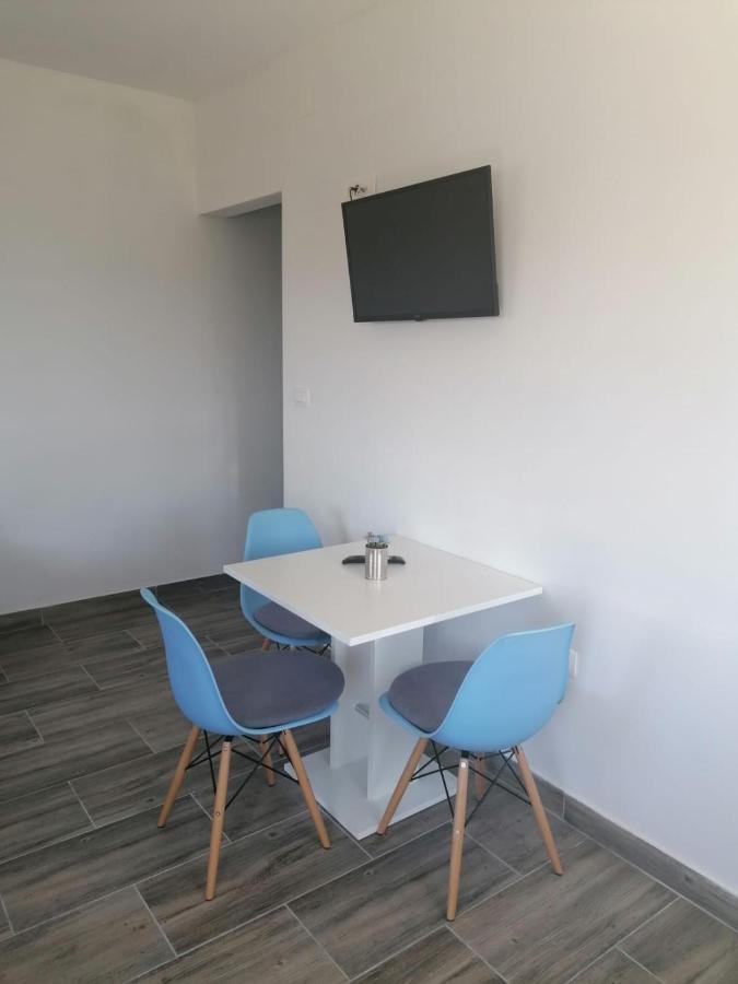 Apartments Luka Rtina Εξωτερικό φωτογραφία