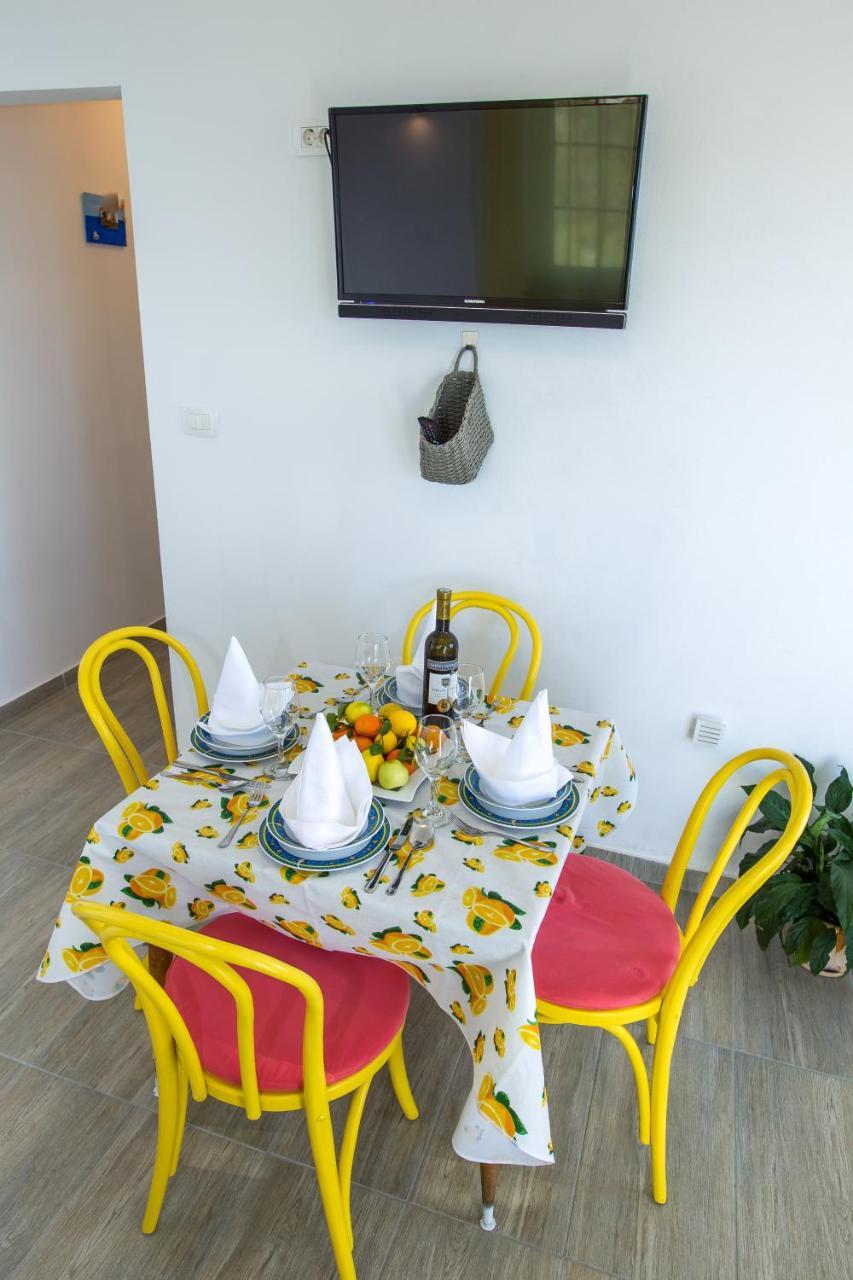 Apartments Luka Rtina Εξωτερικό φωτογραφία