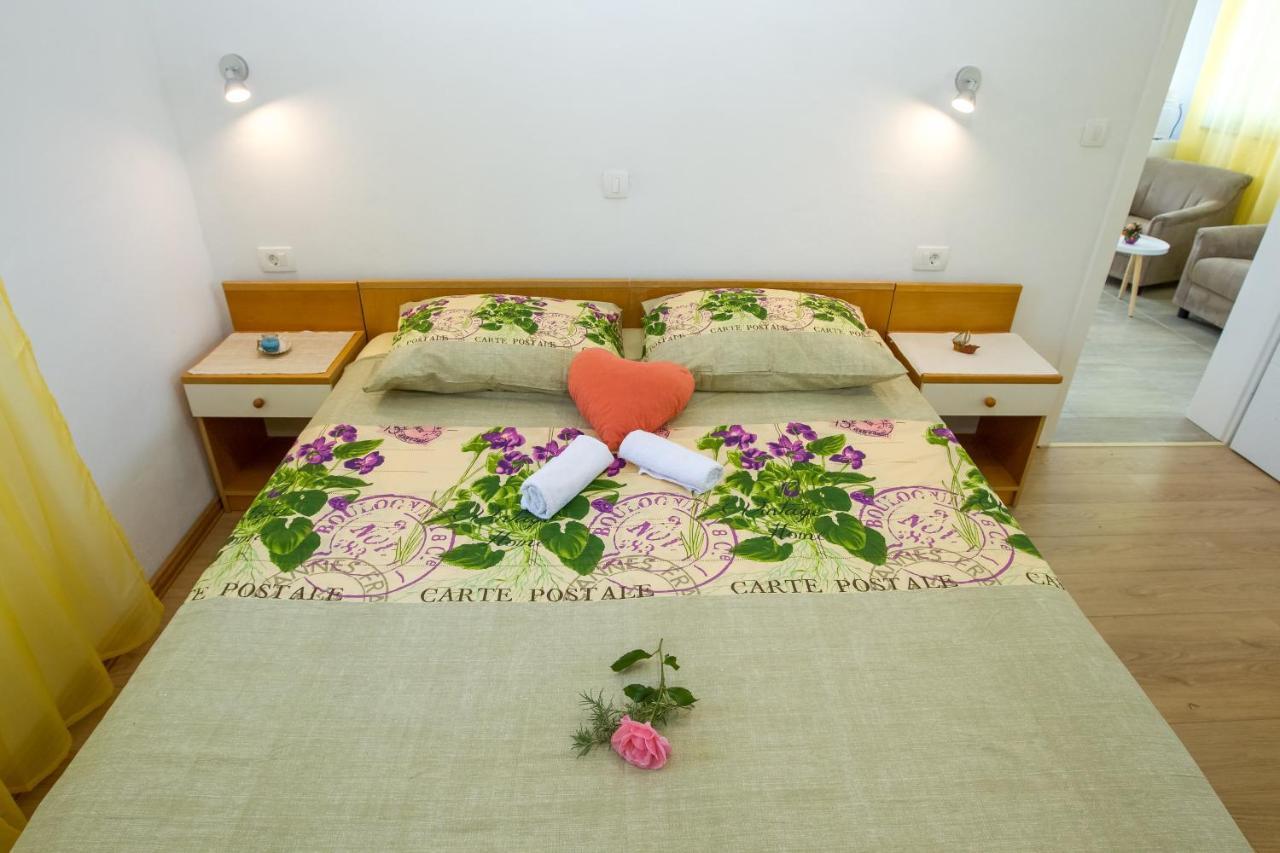 Apartments Luka Rtina Εξωτερικό φωτογραφία