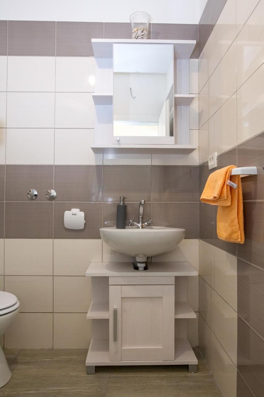 Apartments Luka Rtina Εξωτερικό φωτογραφία