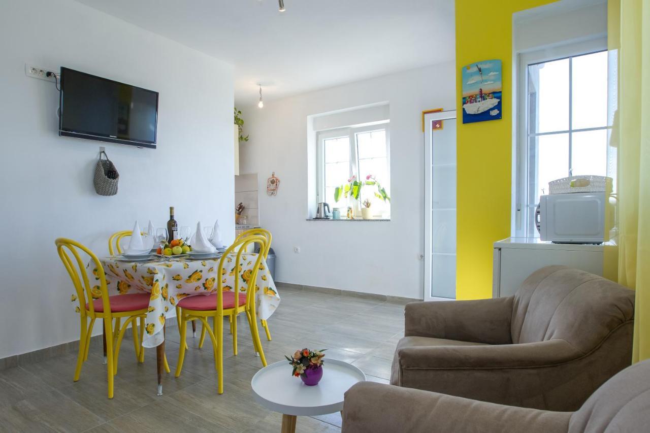 Apartments Luka Rtina Εξωτερικό φωτογραφία